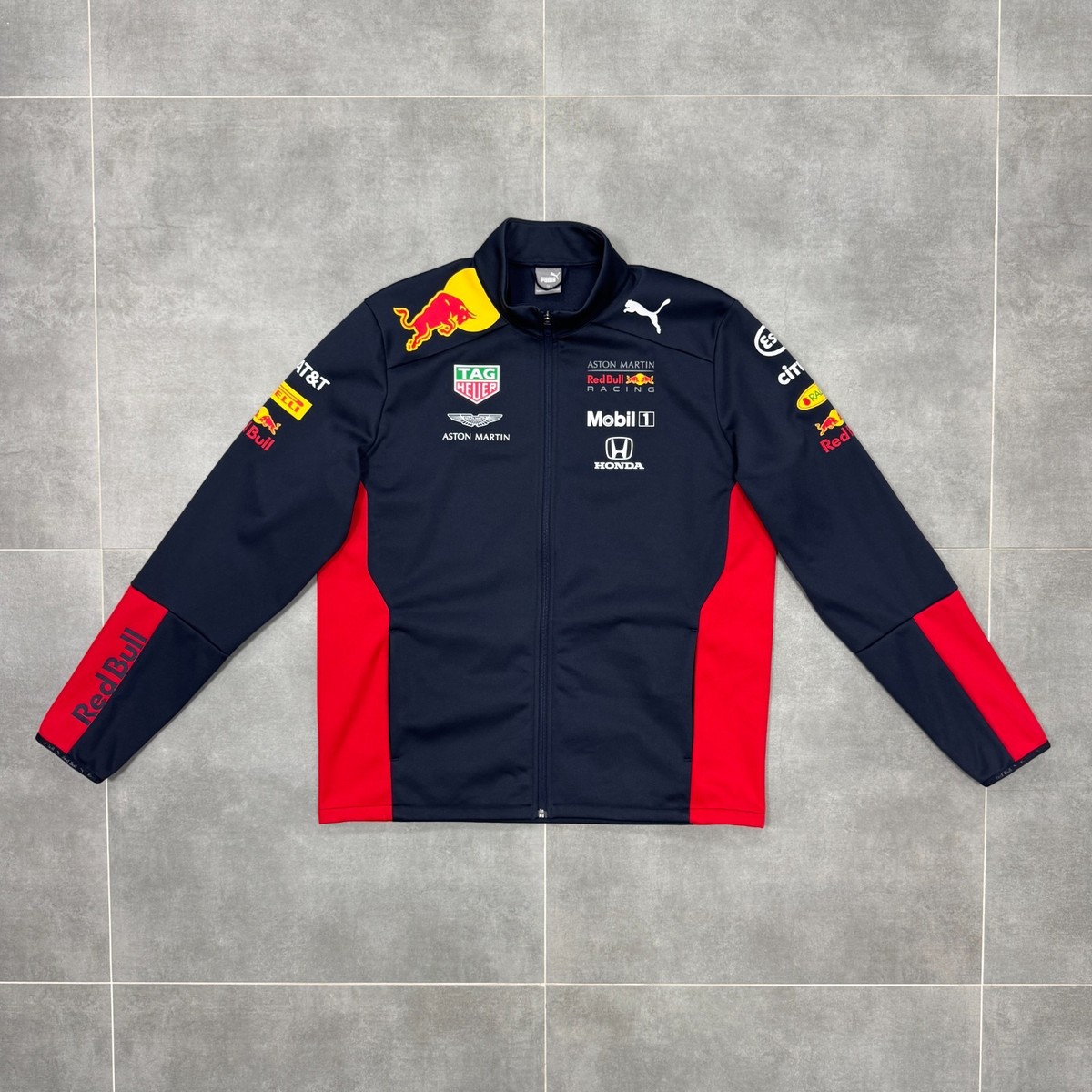 Aston Martin Red Bull Racing HONDAジャケット Puma Aston Martin Red Bull Racing Team Jacket | Dressinn