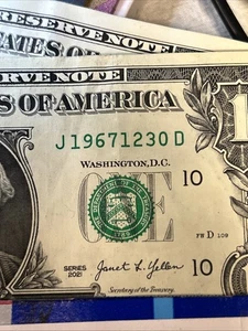 One Dollar Birthday Note 12-30- 1967 serial Number J19671230D - Picture 1 of 2