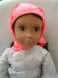 Our Generation brünette 18" Puppe - MIRNA - orig Outfit - sehr guter Zustand - Bild 1 von 3