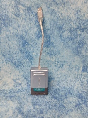D-Link DUB-E100 USB 2.0 Fast Ethernet Adapter - Image 1 of 4