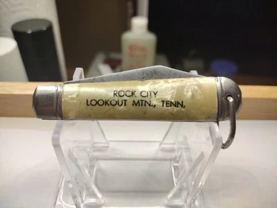 Navaja de Bolsillo Imperial Prov Ri EE. UU. De Colección Con Rock City En 1 Lado Foto 1 de 4