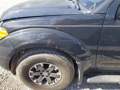 14 2014 NISSAN FRONTIER PRO 4X FENDER LEFT DRIVER GRAY - Image 1 of 4