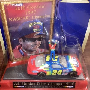 Jeff Gordon NASCAR Champion 1:64 Diecast Display - Picture 1 of 8