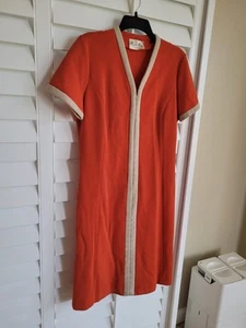 Butte Knit Mod 1960s single stripe beige ,dress is orange with a vneck Retro MCM - Picture 1 of 3