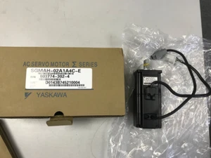 1PC YASKAWA SGMAH-02A1A4C-E SGMAH02A1A4CE Servo Motors New Fast delivery - Picture 1 of 6
