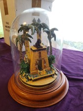 The Secret Garden Of Queen Nefertiti-Franklin Mint-Removable Glass Dome-7"