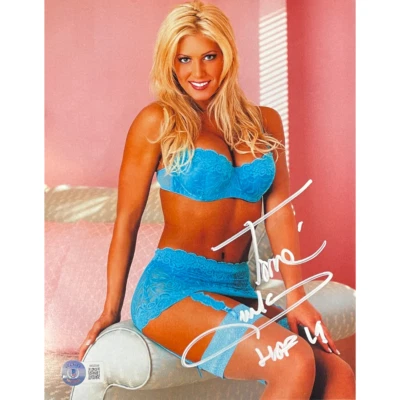 Foto autografiada por Torrie Wilson 8x10 lencería azul con patio 19 WWE Diva Beckett Foto 1 de 2