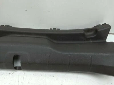 08687734 embellecedor maletero VOLVO C30 (09.2006-) 1.6 D 114CV 84KW 2006 626147 Foto 1 de 4