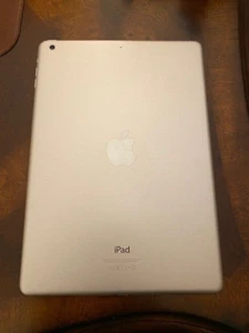 Apple iPad Air (2013) 1st Generation, 9.7 "  Model A1474 - Picture 1 of 2