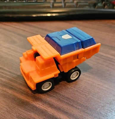 1986 Takara Hasbro Dump TruckWideload Transformers Robot - Image 1 of 4
