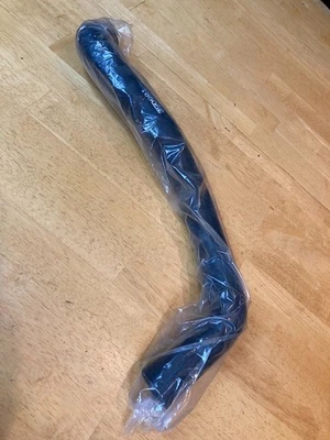 Manguera de radiador superior GM Oldsmobile Cutlass F85 442 1966-67 4V 390921 Foto 1 de 4