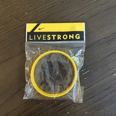 Pulsera Original Lance Armstrong Livestrong - Paquete Nuevo Sin Abrir Foto 1 de 4