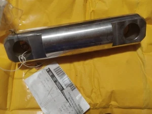 Velan 7669-003-072 Hardened Stainless Steel Industrial Hinge Pin - Picture 1 of 3
