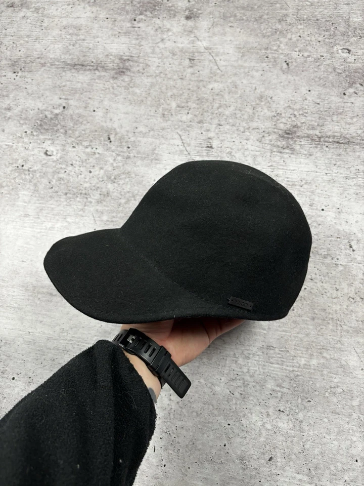 hugo boss женщина крышка размер маленький - Изображение 1 из 4