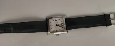 Reloj Dunhill Cuarzo Fecha Coleccionable Foto 1 de 2