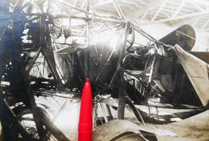 Foto PK Flieger Flugzeug Wrack " Toll !! ! INTERESSANT - Bild 1 von 2