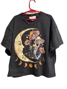 Women's Crop Mushroom T-Shirt-Size XS - Picture 1 of 3