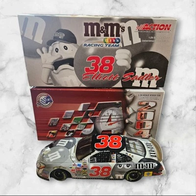 Elliott Sadler 2004 Taurus 1:24 #38 M&M Daytona Special Twin 125 Win Raced... - Image 1 of 4