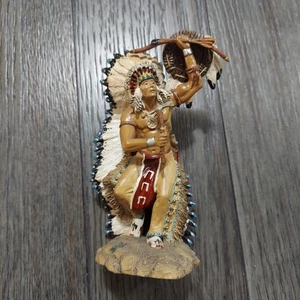 Figura John Pyre Gran Guerrero Pluma ~ Colección Danza del Guerrero 1998 - Imagen 1 de 14