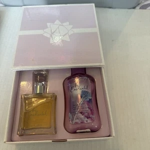 Be Enchanted Gift Set Eau De Toilette Perfume 1oz With Lotion 3oz - Picture 1 of 6