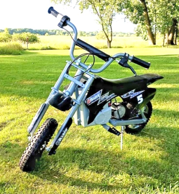 *Razor MX350 Rocket Electric Dirt Bike, A Kids Best Friend *Pick-UP @ Location!* - Image 1 of 4