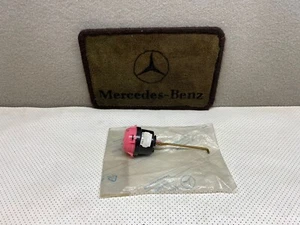 Mercedes Benz W123 Fresh Air Vent Vacuum Pod Element A1238001275 New Genuine - Picture 1 of 11