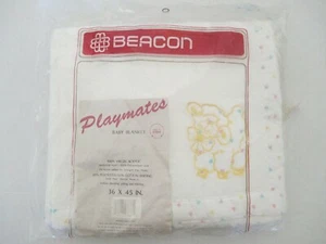 NEW VINTAGE BEACON BABY BLANKET WHITE W/LAMB & HEARTS 36"X 45" USA MADE SEALED - Picture 1 of 6