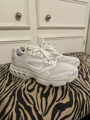 Picture 1 of 11