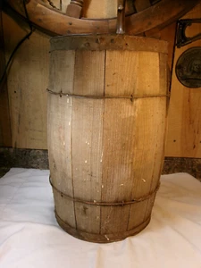 Vintage Primitive Rustic 18" Tall Wooden Wire Metal Banded Nail Keg Barrel - Picture 1 of 6
