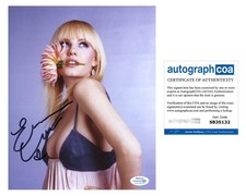 Elisha Cuthbert "The Girl Next Door" AUTOGRAPH Signed 8x10 Photo ACOA Elisha Cuthbert "The Girl Next Door" AUTOGRAPH Signed 8x10 Photo ACOA