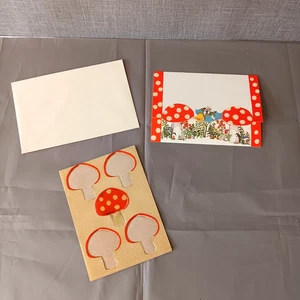 Tarjeta de papelería de colección años 70 sello champiñón + pegatina sello a juego pájaros floral - Imagen 1 de 11