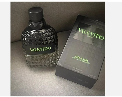 Valentino Uomo Born in Roma Green Stravaganza EDT Colonia para Hombres 3.4 OZ EE. UU. Foto 1 de 2