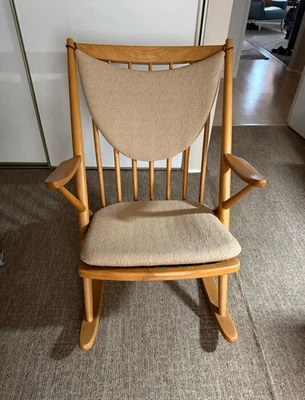 VENTA Mecedora danesa de teca Bramin Møbler Frank Reenskaug Mid-Century Foto 1 de 4