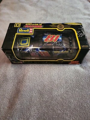 Coche Revell Select "cuadrado D" #18 Kenny Wallace Foto 1 de 4