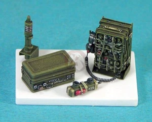 Legend 1/35 BC-1306 Radio Set for Vehicles WWII (SCR-694 part) (2 pieces) LF1264 - Bild 1 von 1