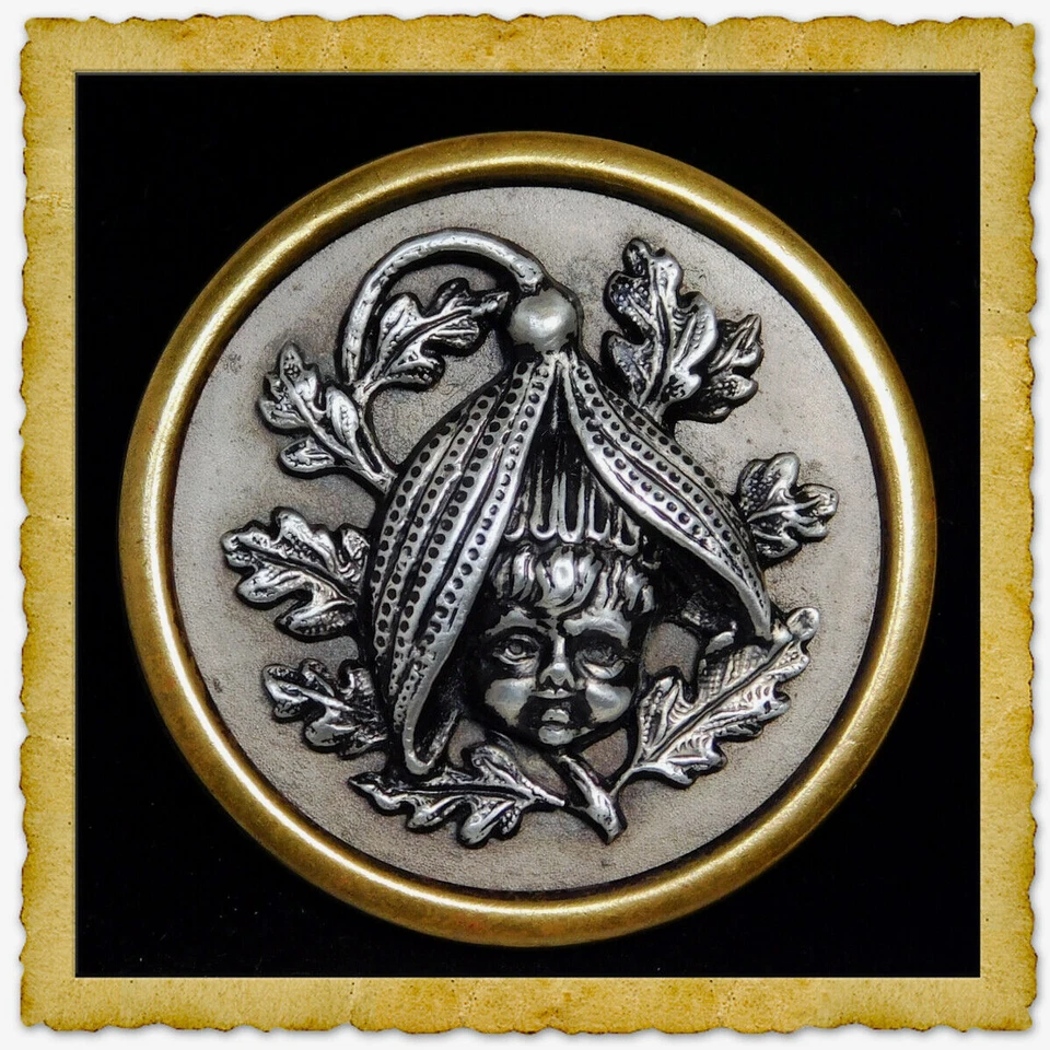 Большая антикварная детская голова на пуговицах с лепестковой шляпой из латуни ИЗЯЩНАЯ! - Изображение 1 из 4