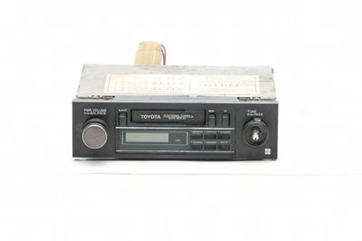 84-88 OEM Toyota Pickup 4Runner AM/FM Cinta/Radio Cassette Modelo 5629 Foto 1 de 4