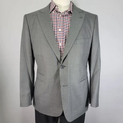 JF Ferrar Men's Sport Coat Blazer Two Button Peak Gray SRKSKN Poly Blend 42S - Image 1 of 4