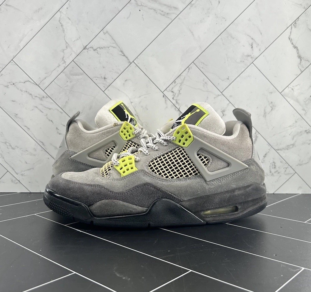 Jordan 4 Retro SE Mid Neon 95 for Sale - Authenticity