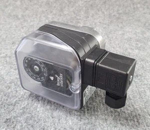 Kromschröder  Gas-Druckwächter  DG150U-6  84447501 - Picture 1 of 11