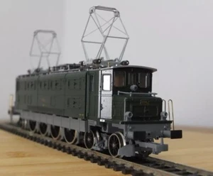 Liliput 47 50 HO gauge SBB Ae 4/7 electric loco in green livery - Picture 1 of 10