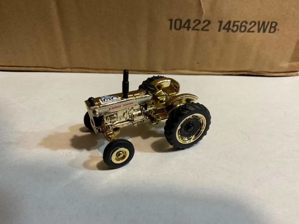 ERTL 1:64  1/64 diecast Ford 5000  Tractor 100 Anniversary  CHASE - Image 1 of 1