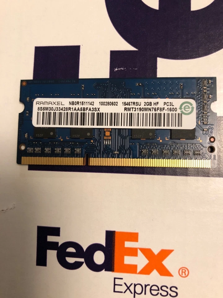 NEW RAMAXEL 2GB DDR3 PC3L-12800 SODIMM RMT3190MN76F8F-1600 - Image 1 of 1