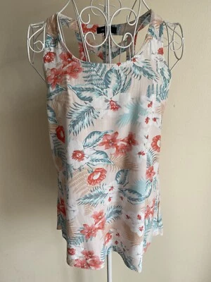 New Look Women’s Vest Top Size 8 White Mix Floral Holiday Pattern Scoop Neck - Image 1 of 4