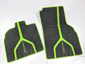 Tapetes de cuero ecológico personalizados Lamborghini Aventador, SV, S negro/verde Ulysses. - Imagen 1 de 3