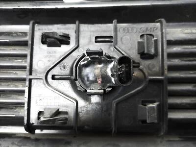 Audi Q3 2016-2017 cubierta de parrilla inferior del conductor delantero izquierdo con sensor 8U0807681q4u8 Foto 1 de 4