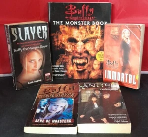 Buffy The Vampire Slayer 5 Book - Picture 1 of 12