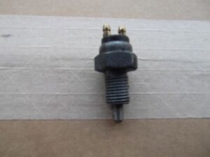 FORD ESCORT MK2 RS2000 MK2 MEXICO 4 SPEED GEARBOX REVERSE LIGHT SWITCH 