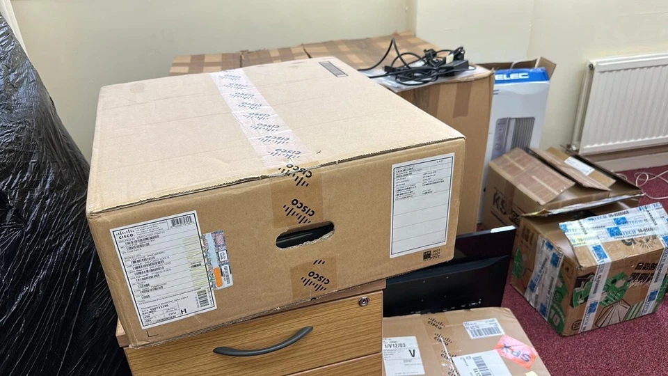 Cisco WS-C3850-12XS-S  Catalyst Switch 3850 12 Port 10G Fiber Switch IP Base - Image 1 of 1