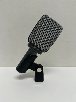 Sennheiser (e 609) Silver Supercardiod Microphone - Image 1 of 3